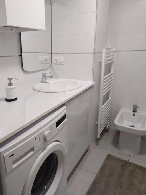 0143 Apartamento Nuevo Y Centrico Vigo Exterior foto