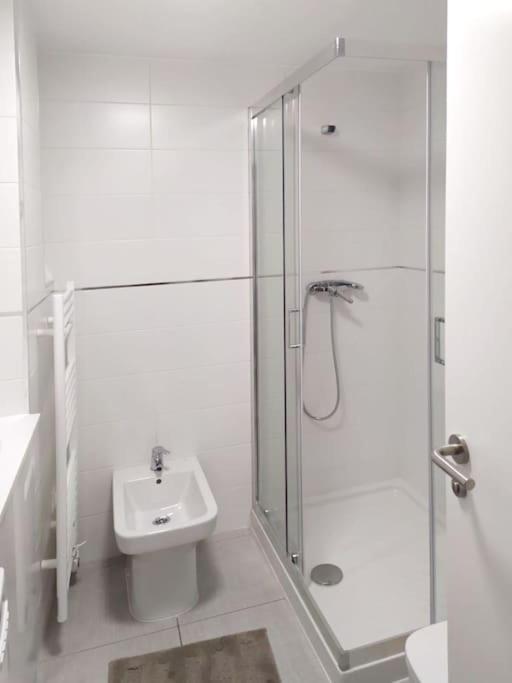 0143 Apartamento Nuevo Y Centrico Vigo Exterior foto